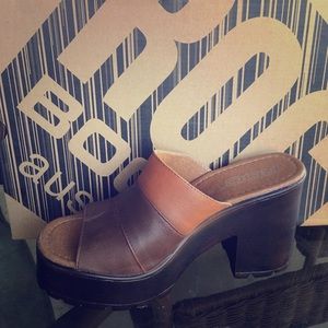 Authentic ROC Boots platform slides